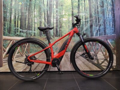 Cube Acid 400wh Mat Rood 38cm