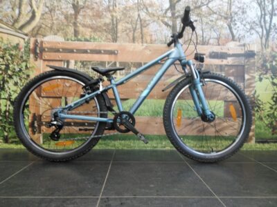 Cube Acid Race Jongens Blauw Matt 32cm 2023